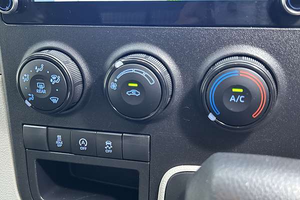 2021 Toyota Hiace GDH300R LWB thumb-15