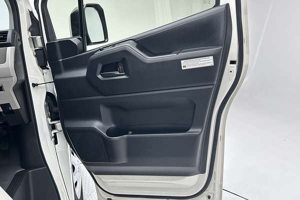 2021 Toyota Hiace GDH300R LWB thumb-17