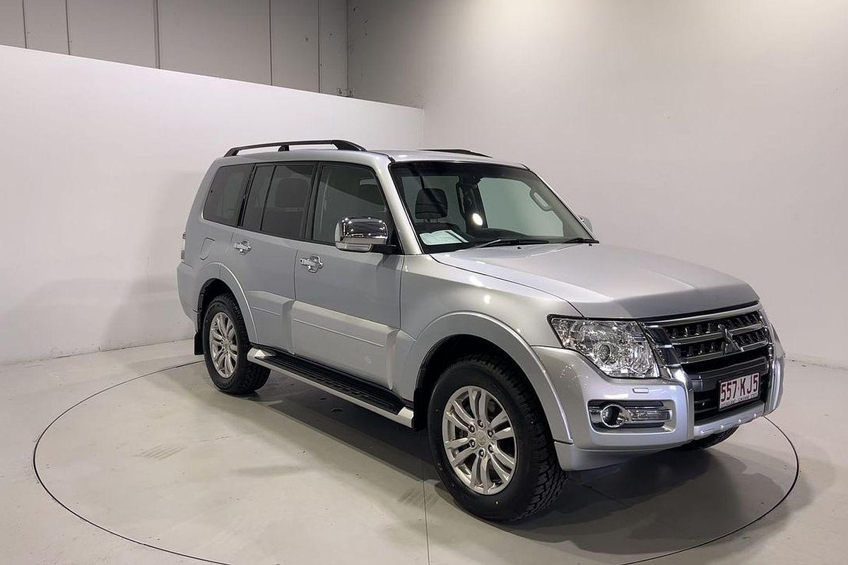 2016 Mitsubishi Pajero GLS NX
