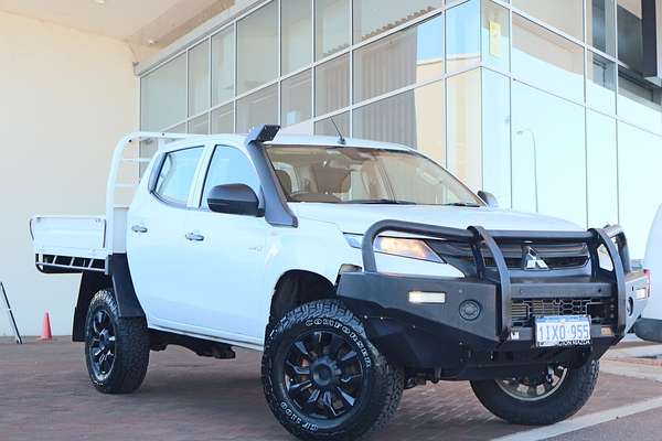 2022 Mitsubishi Triton GLX MR 4X4