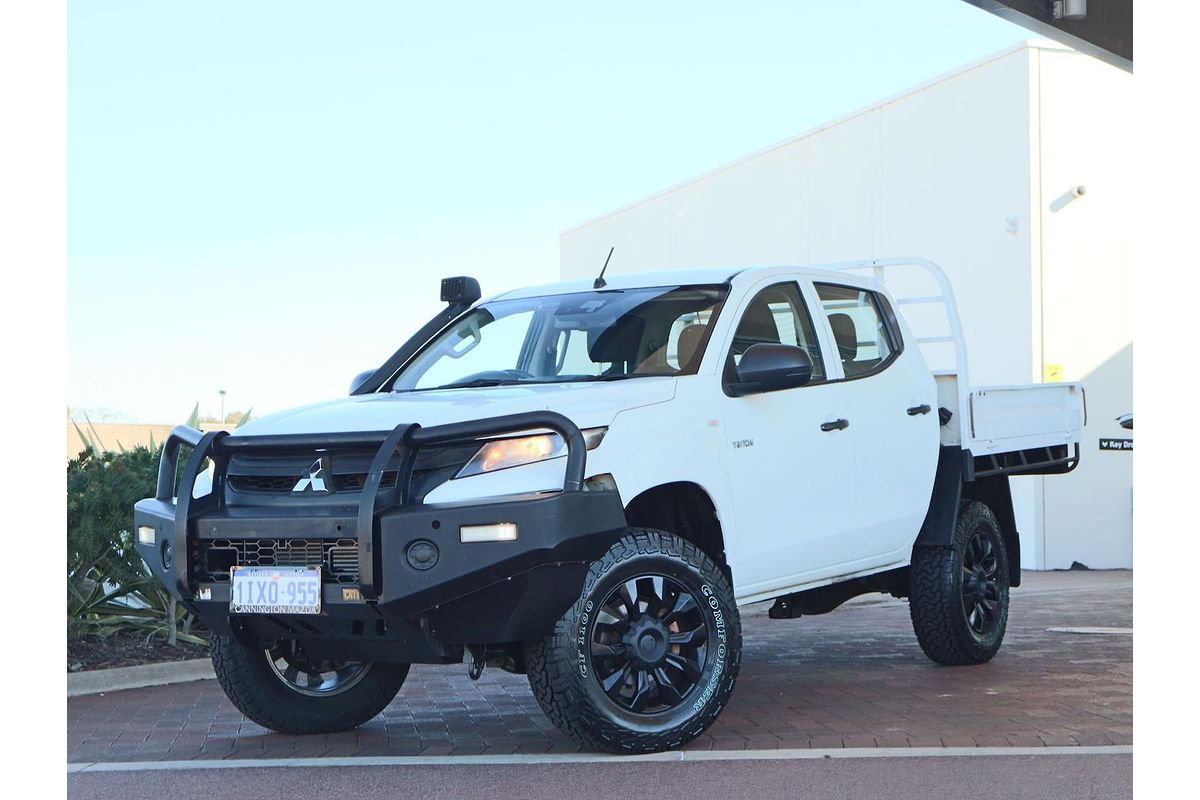 2022 Mitsubishi Triton GLX MR 4X4