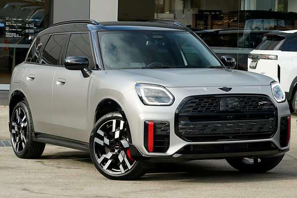 2024 MINI Countryman JCW Core U25