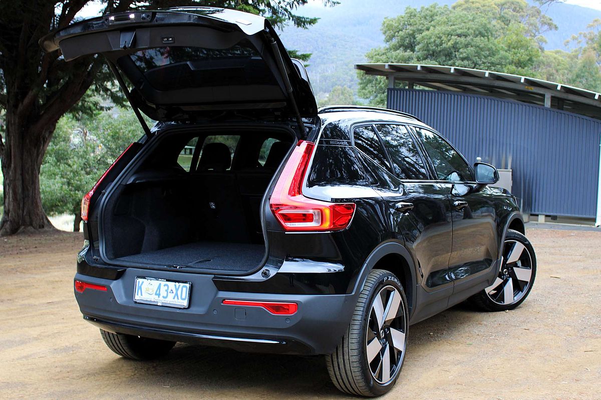 2023 Volvo XC40 Recharge Twin Pure Electric