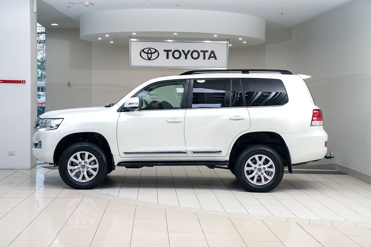 2021 Toyota Landcruiser Sahara VDJ200R