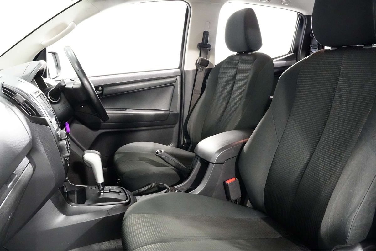 2019 Isuzu D-MAX SX High Ride Rear Wheel Drive