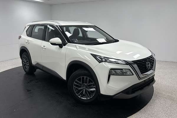 2024 Nissan X-TRAIL ST T33