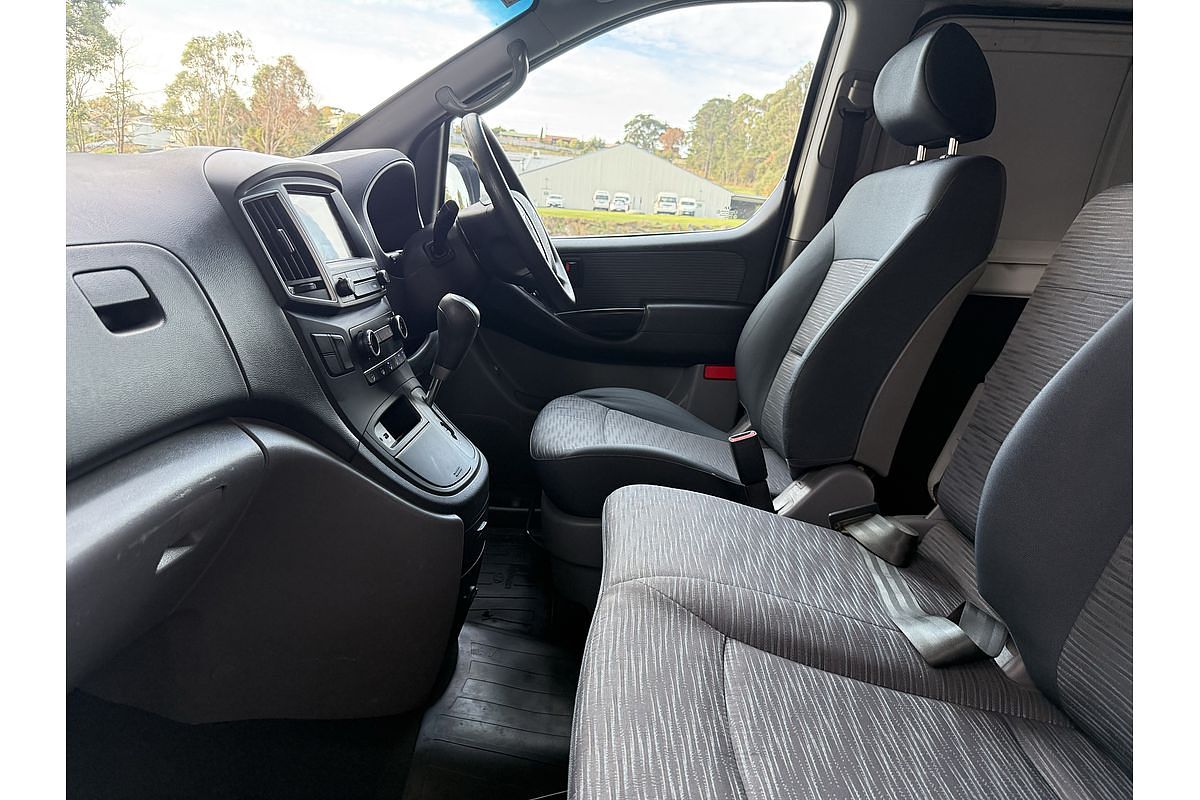 2017 Hyundai iLoad TQ3-V Series II