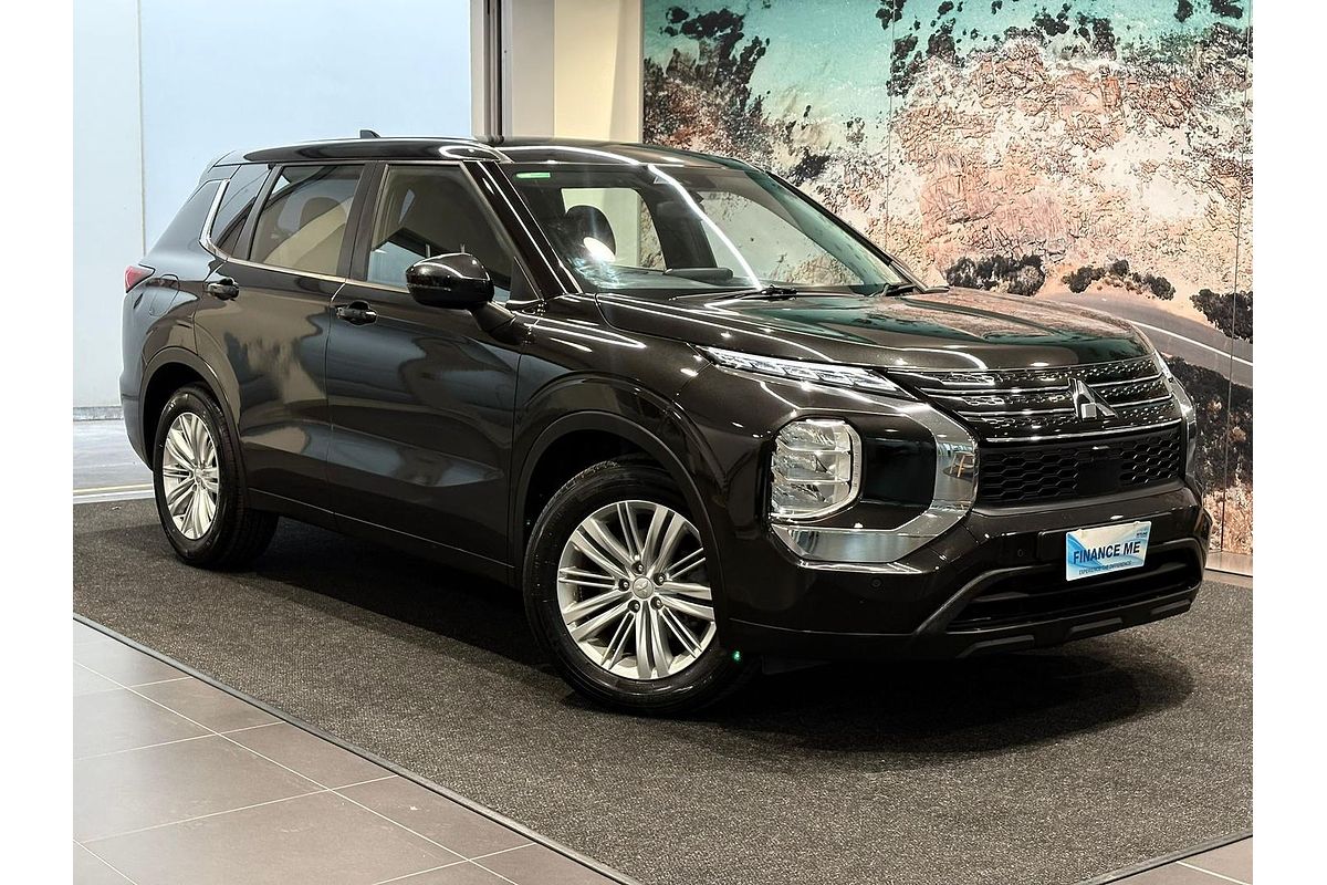 2022 Mitsubishi Outlander ES ZM
