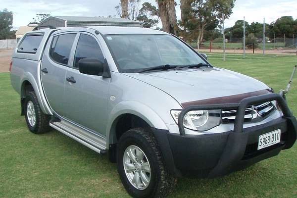 2014 Mitsubishi Triton GLX MN 4X4