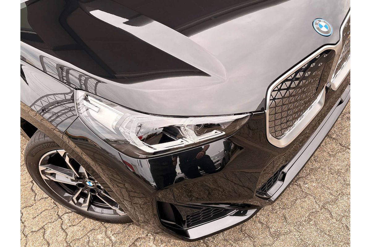 2025 BMW iX1 xDrive30 M Sport U11