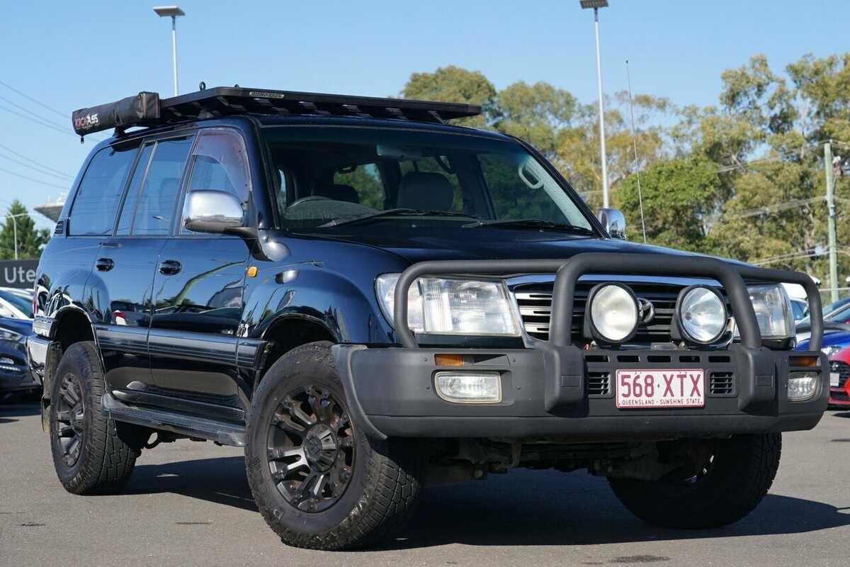 2004 toyota landcruiser sahara Clearance