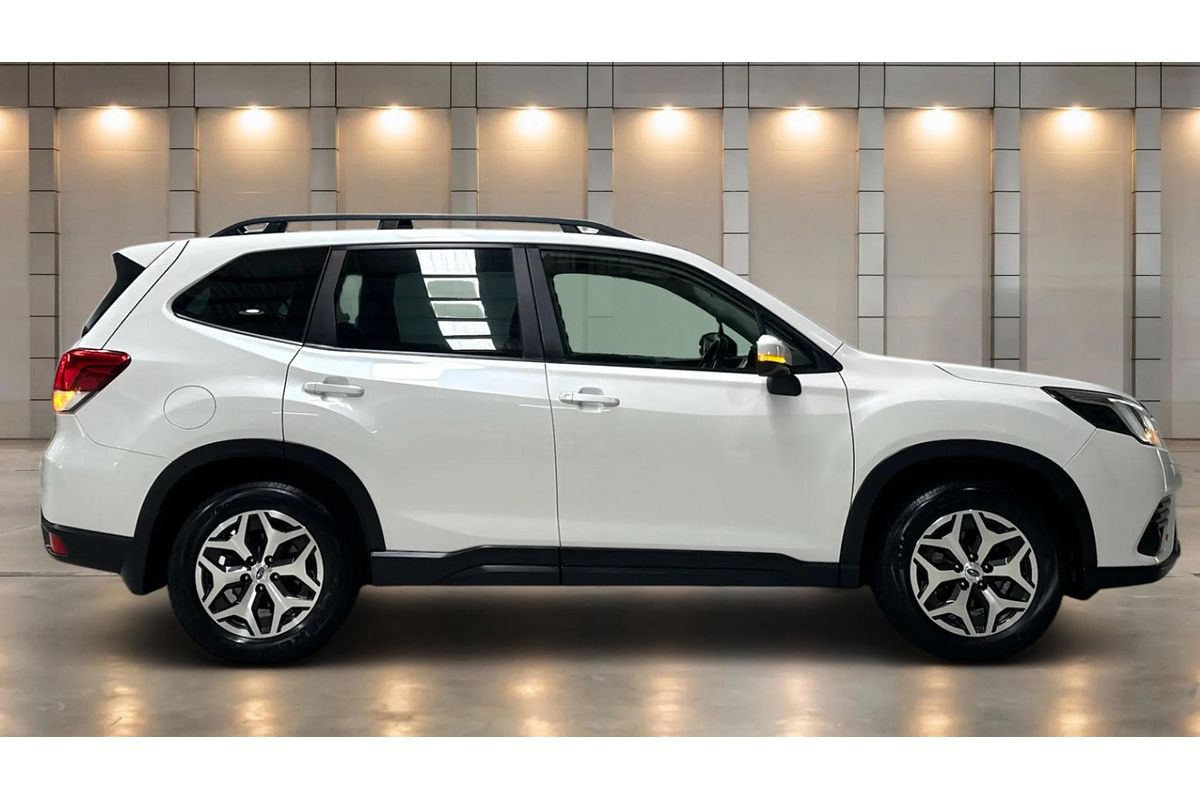 2023 Subaru Forester 2.5i S5