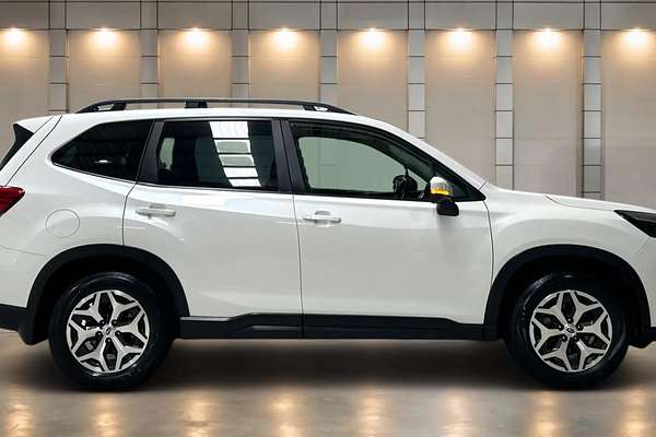 2023 Subaru Forester 2.5i S5