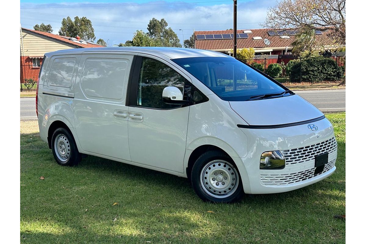 2022 Hyundai STARIA LOAD US4.V2