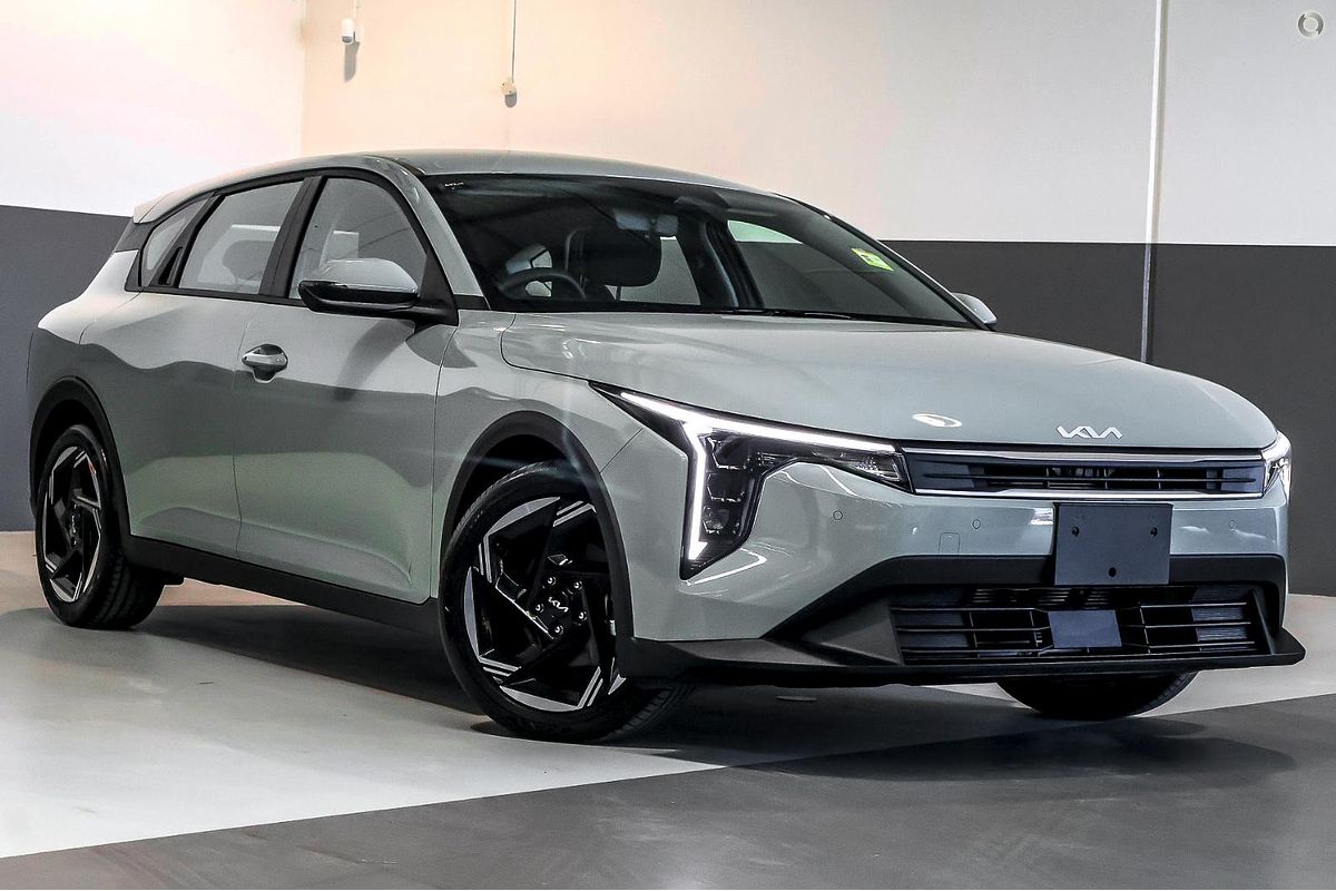 2026 Kia K4 Sport CL4m