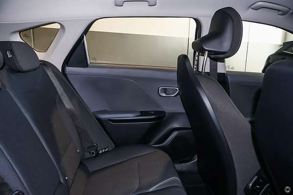 2026 Kia K4 Sport CL4m thumb-8
