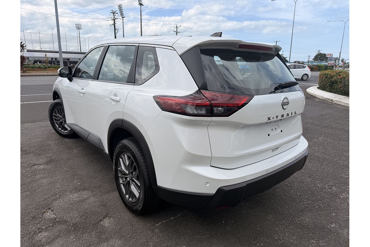 2026 Nissan X-TRAIL ST T33