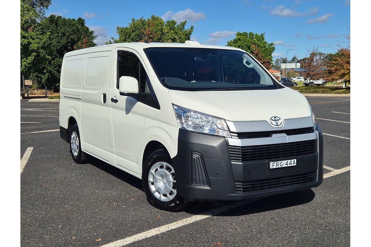 2024 Toyota Hiace GDH300R LWB