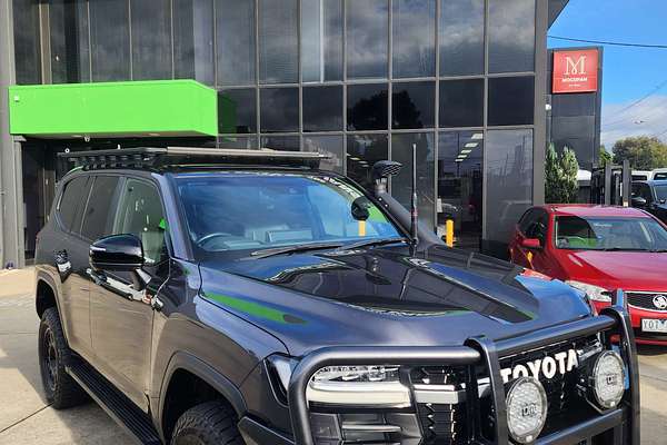 2022 Toyota Landcruiser GR Sport FJA300R