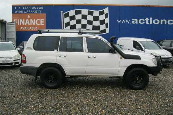 2005 Toyota Landcruiser Standard HZJ105R