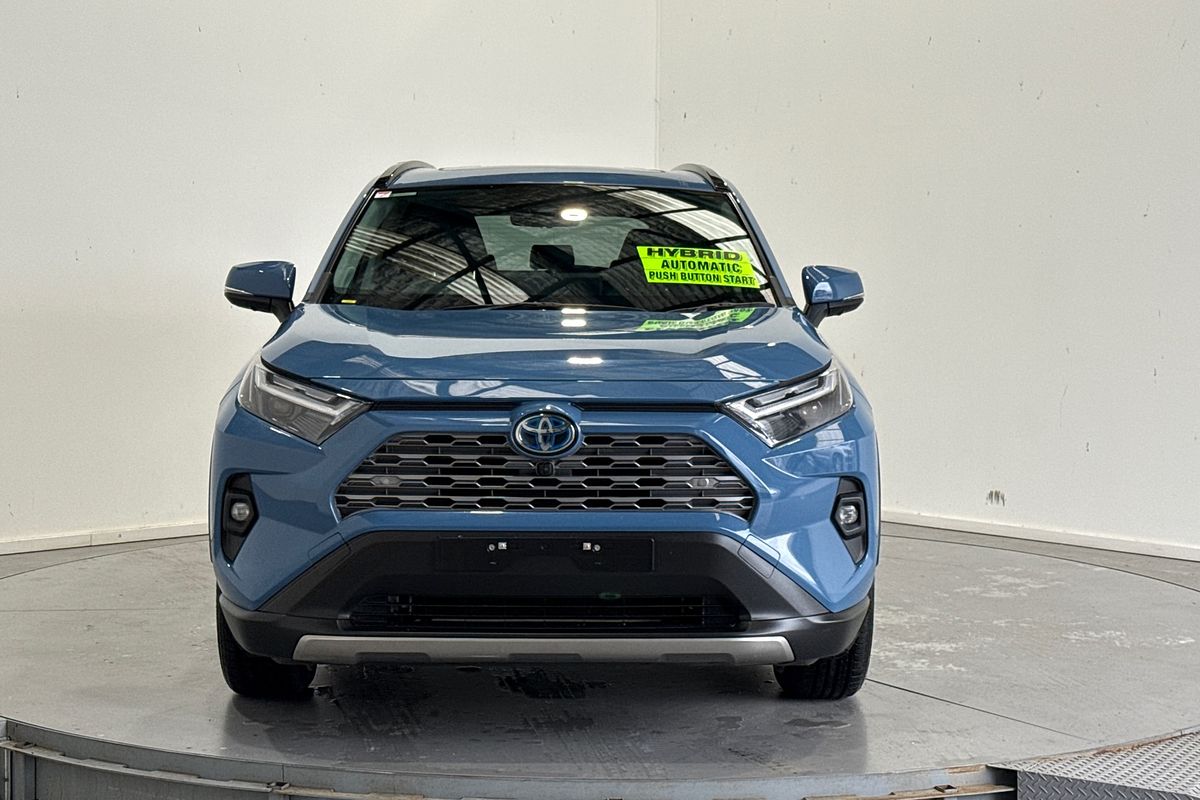 2024 Toyota RAV4 Cruiser AXAH52R