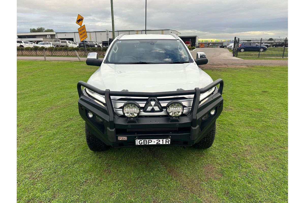 2022 Mitsubishi Pajero Sport GLS QF