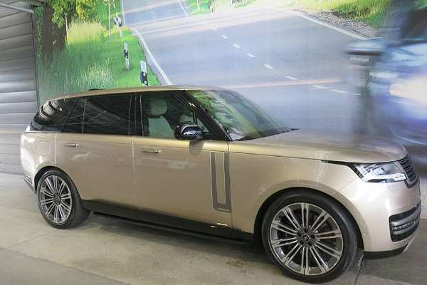 2024 Land Rover Range Rover P530 Autobiography L460 LWB