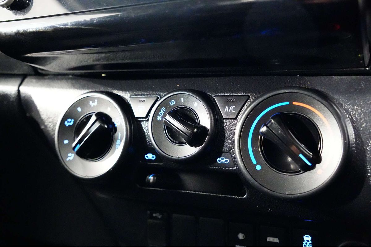 2022 Toyota Hilux SR GUN126R 4X4