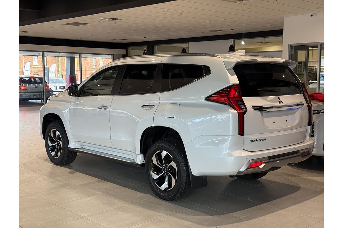 2025 Mitsubishi QG Pajero Sport GLS 2.4D 8AT 4WD 7S