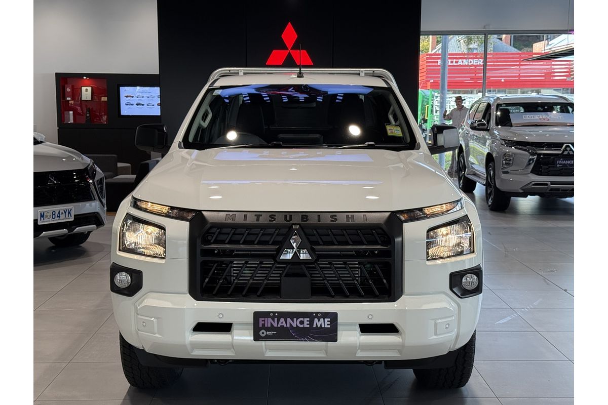 2026 Mitsubishi MV Triton GLX 2.4L D 6AT 4X4 CC CC 2026 Mitsubishi MV Triton GLX 2.4L D 6AT 4X4 CC CC