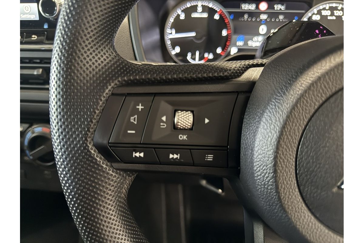 2026 Mitsubishi MV Triton GLX 2.4L D 6AT 4X2 SC CC
