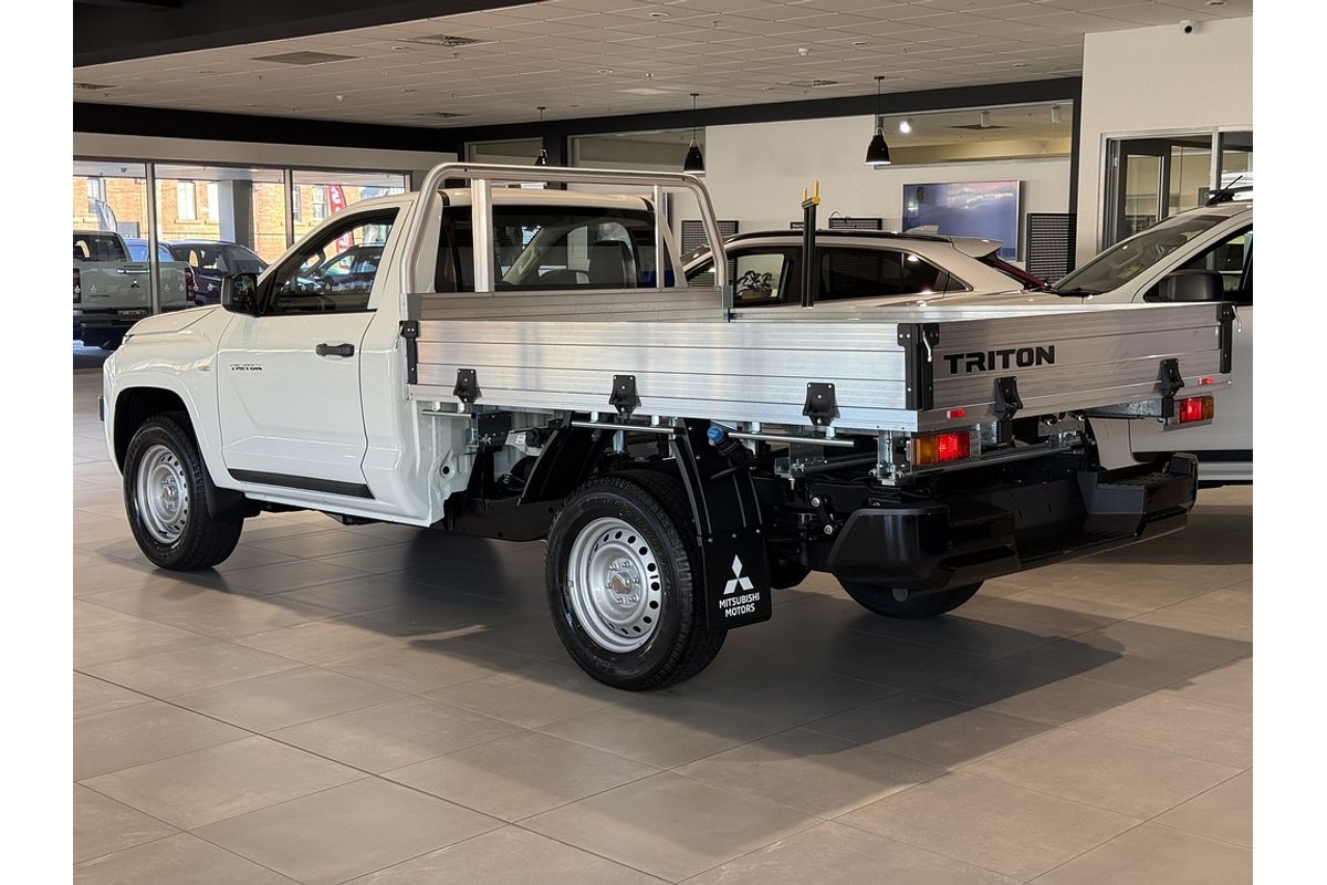 2026 Mitsubishi MV Triton GLX 2.4L D 6AT 4X2 SC CC 2026 Mitsubishi MV Triton GLX 2.4L D 6AT 4X2 SC CC