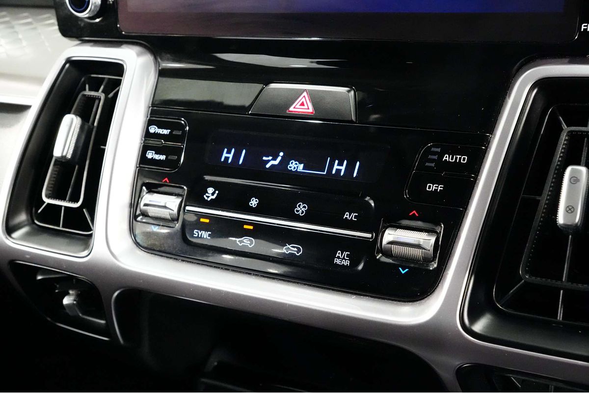 2022 Kia Sorento Sport MQ4