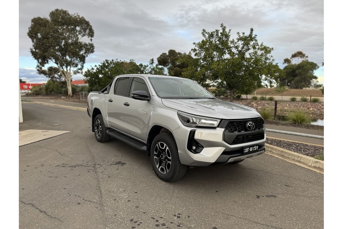 2025 Toyota Hilux