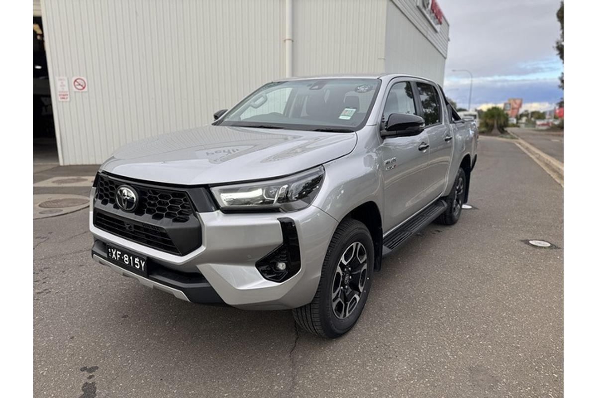 2025 Toyota Hilux