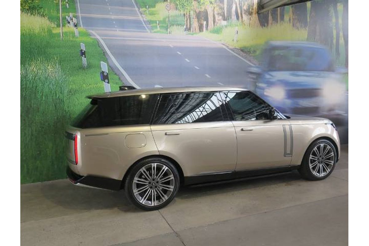 2024 Land Rover Range Rover P530 Autobiography L460 LWB