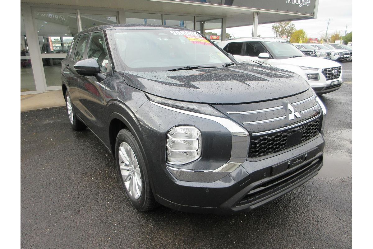 2026 Mitsubishi Outlander ES ZM