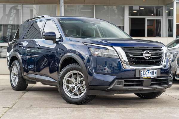 2022 Nissan Pathfinder ST R53