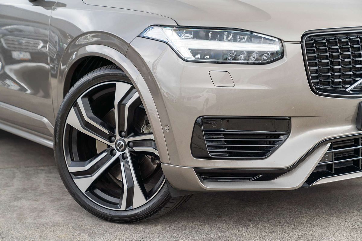 2021 Volvo XC90 Recharge Plug-In Hybrid