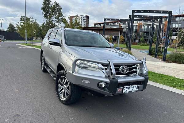 2015 Toyota Fortuner CRUSADE GUN156R