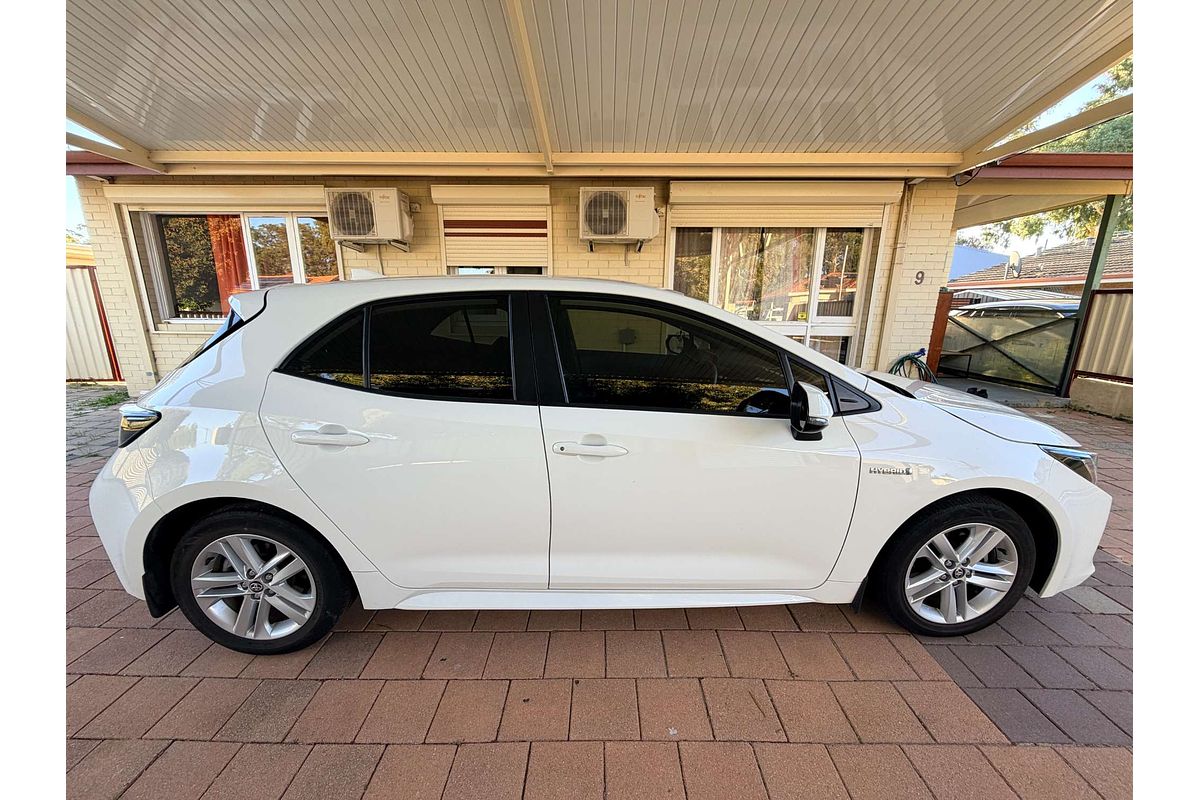 2022 Toyota Corolla Ascent Sport Hybrid ZWE211R