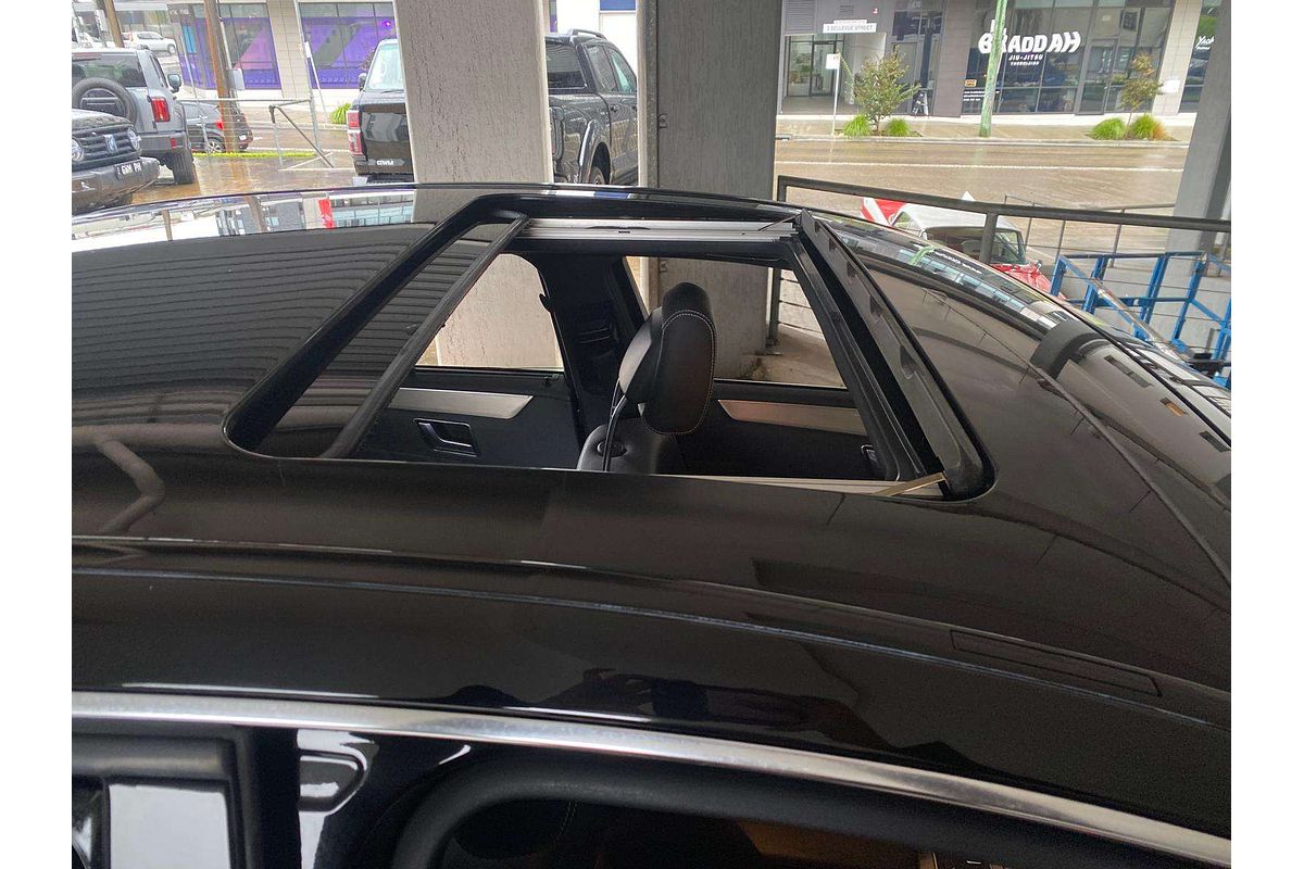 E500 212 AVANTGARDE 5.5L V8 MULTI POINT F/INJ 7 SP AUTOMATIC G-TRONIC 4D SEDAN 