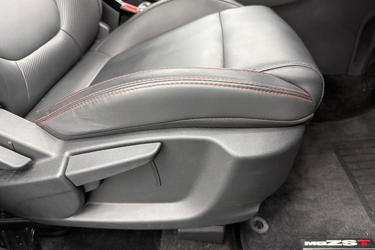 2022 MG ZST Excite