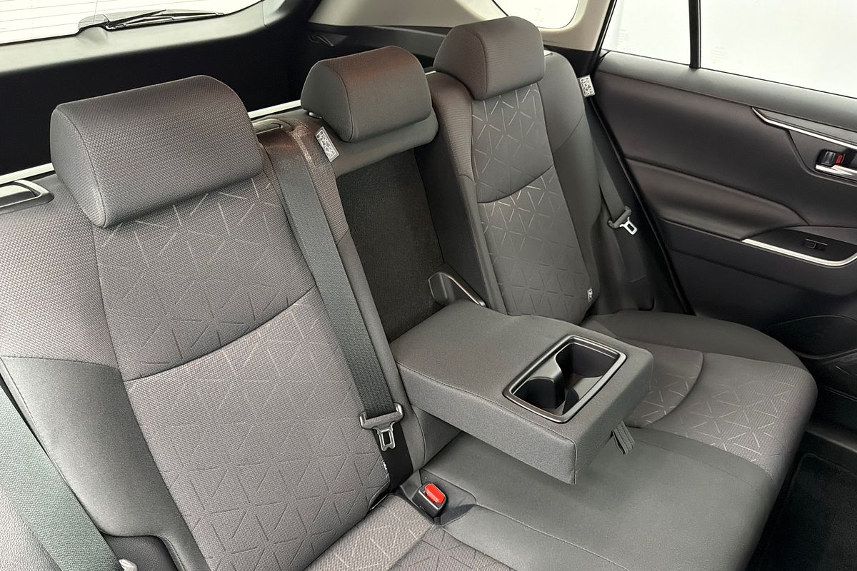 2021 Toyota RAV4 GXL MXAA52R