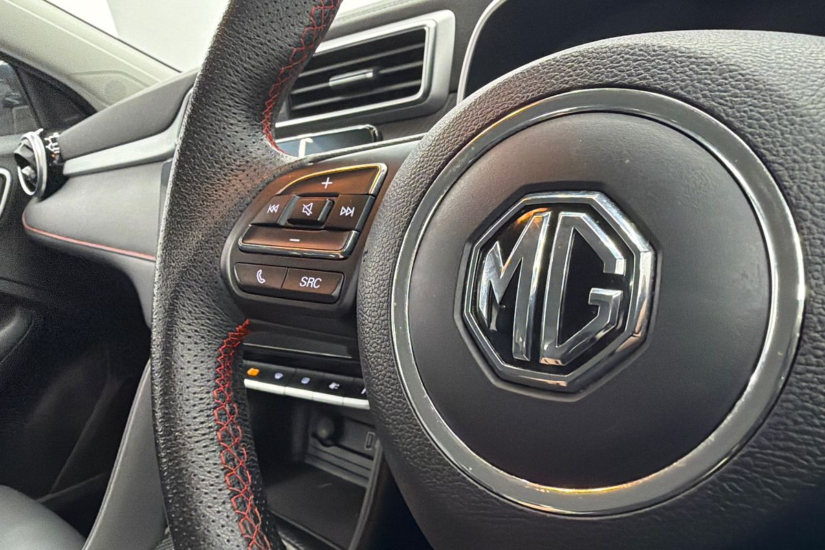 2022 MG ZST Excite