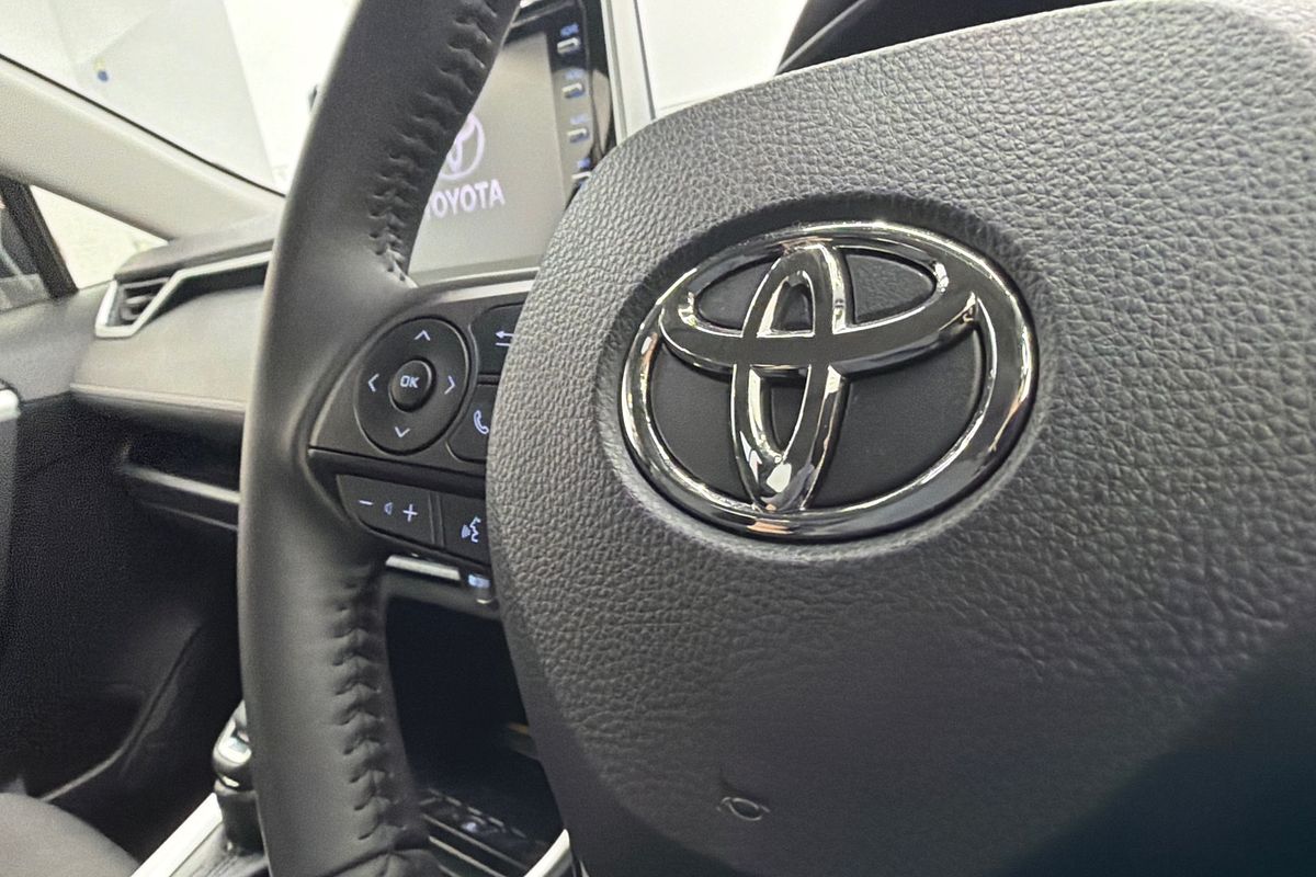 2021 Toyota RAV4 GXL MXAA52R