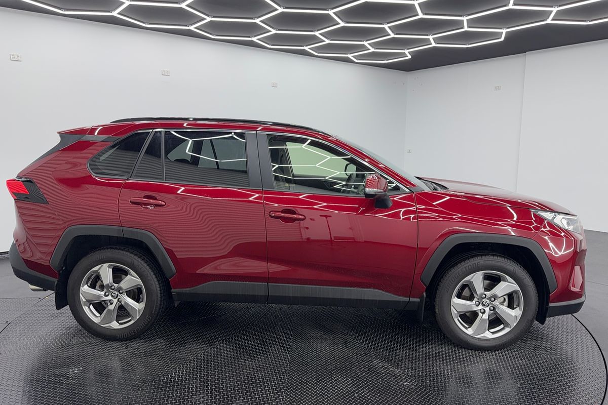 2021 Toyota RAV4 GXL MXAA52R