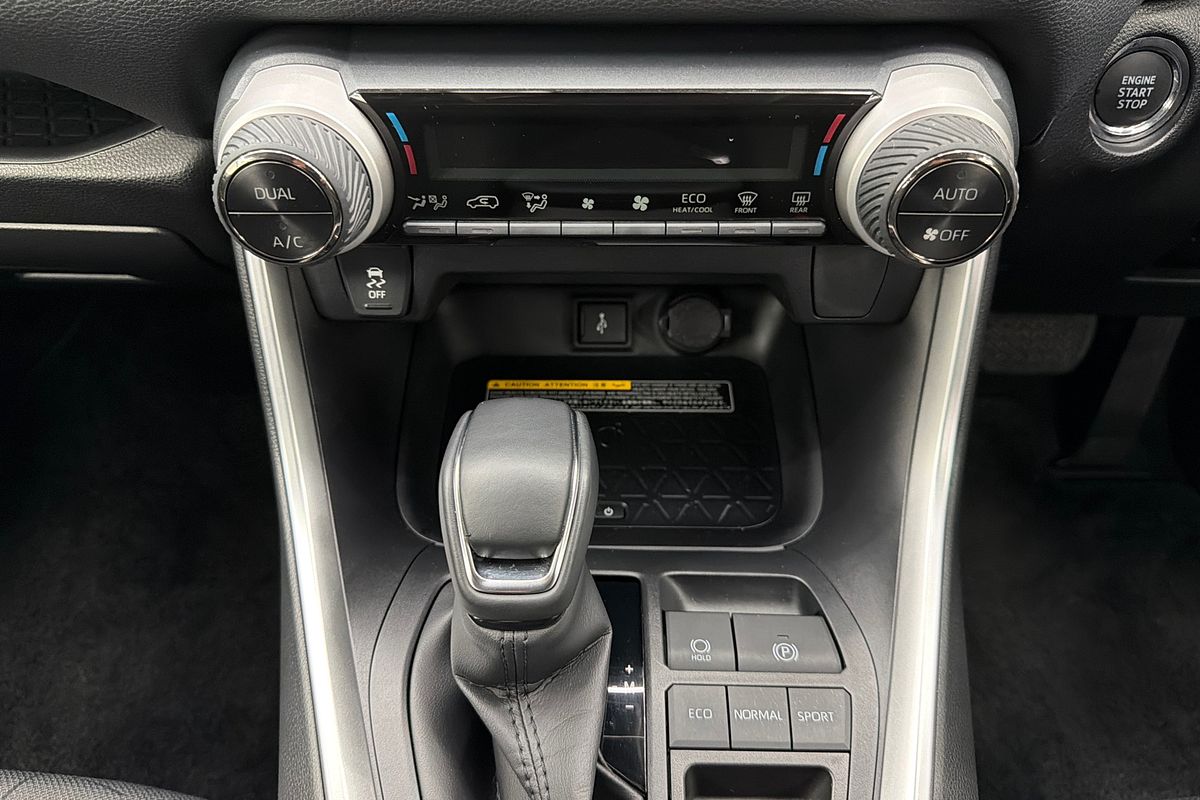 2021 Toyota RAV4 GXL MXAA52R