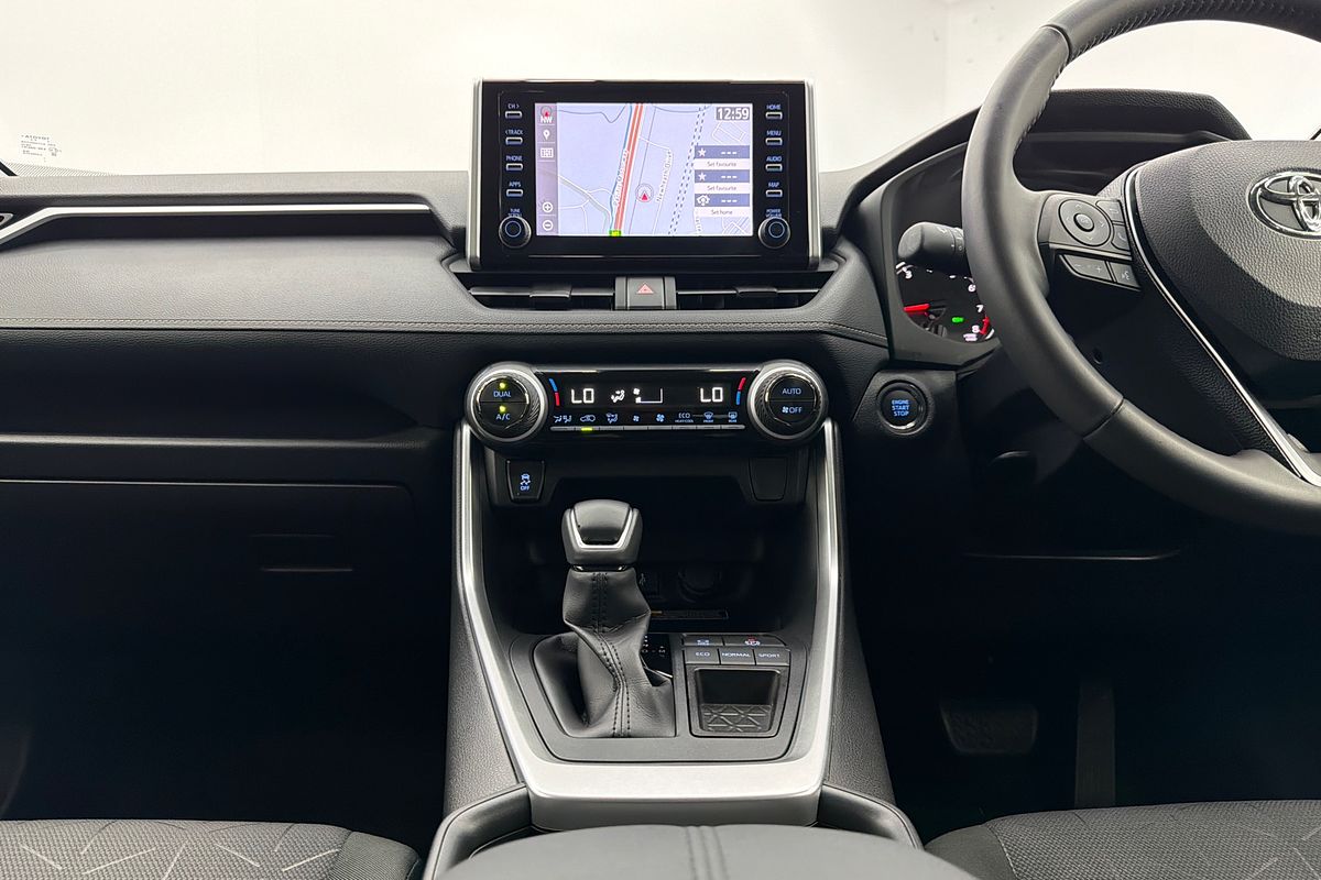 2021 Toyota RAV4 GXL MXAA52R