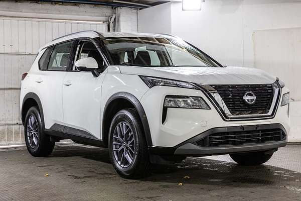 2025 Nissan X-TRAIL ST T33